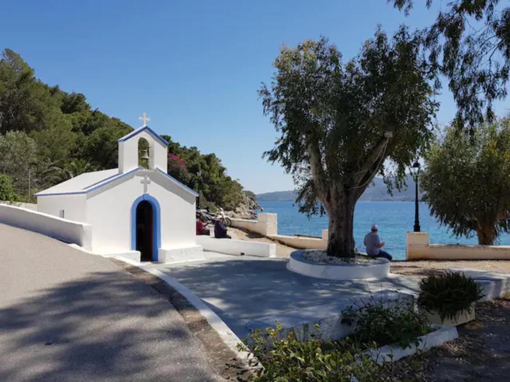 Rigos House At Askeli Beach, Poros Island Poros Town Exterior photo